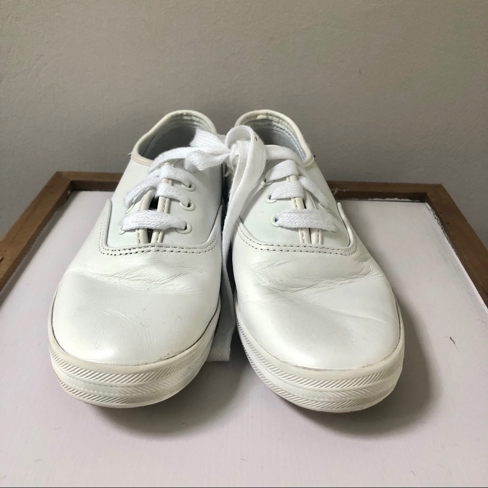 🤍 Kids Keds